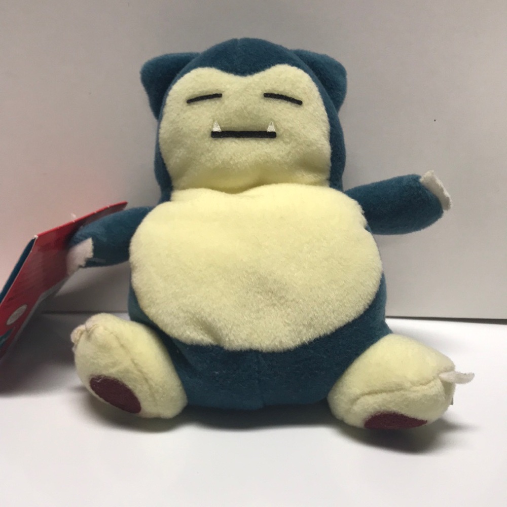 Hasbro Pokémon Snorlax Plush Beanie #143